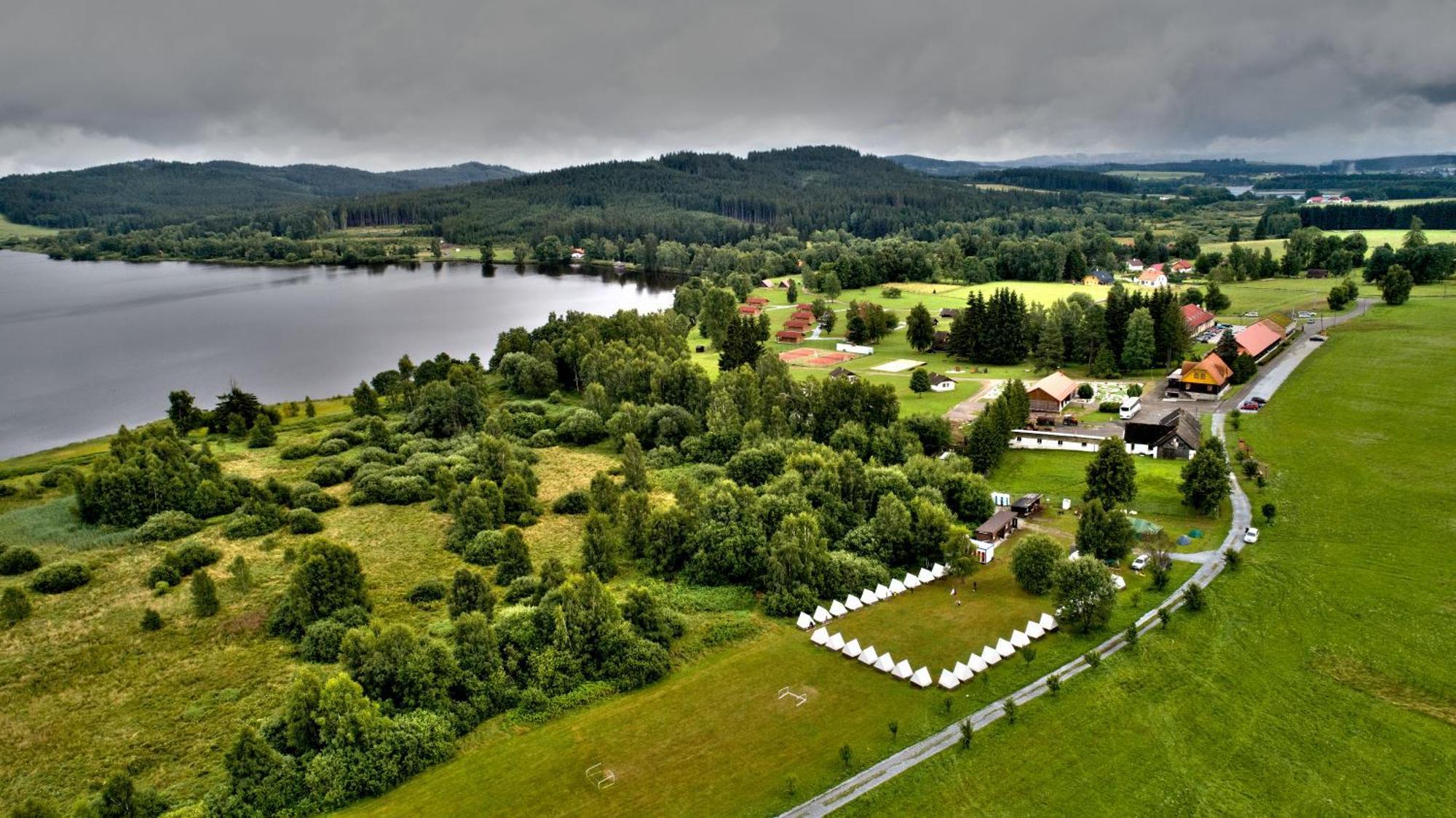 Resort Olsina Horní Planá Esterno foto