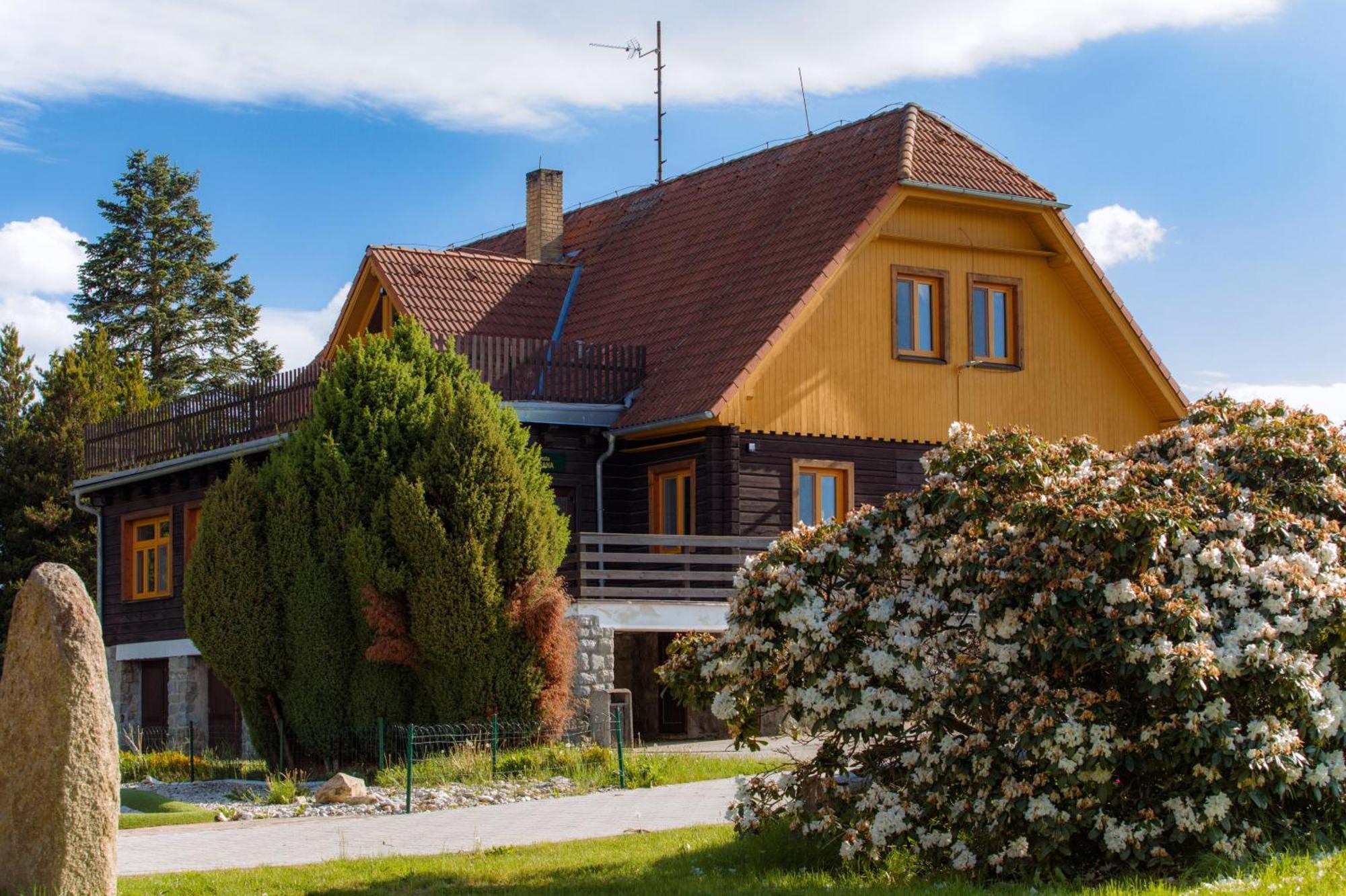 Resort Olsina Horní Planá Esterno foto